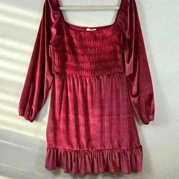 Lauren Conrad Velour Dress Sz Small Elastic Smocked Top Christmas Holiday Date - Picture 1 of 9